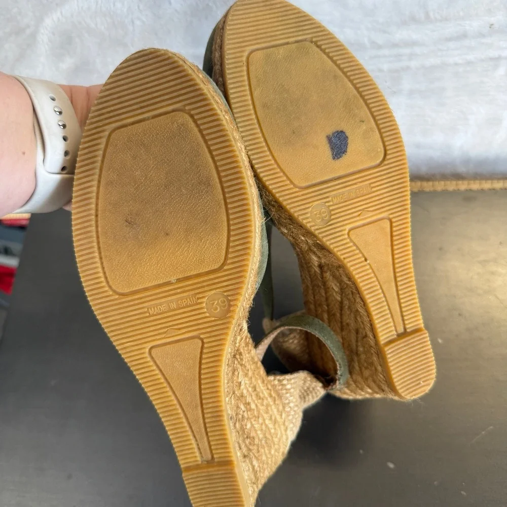 Spanish Gaimo Espadrilles Olive Green Suede Wedge Sandals Size 39‎ / 8 1/2